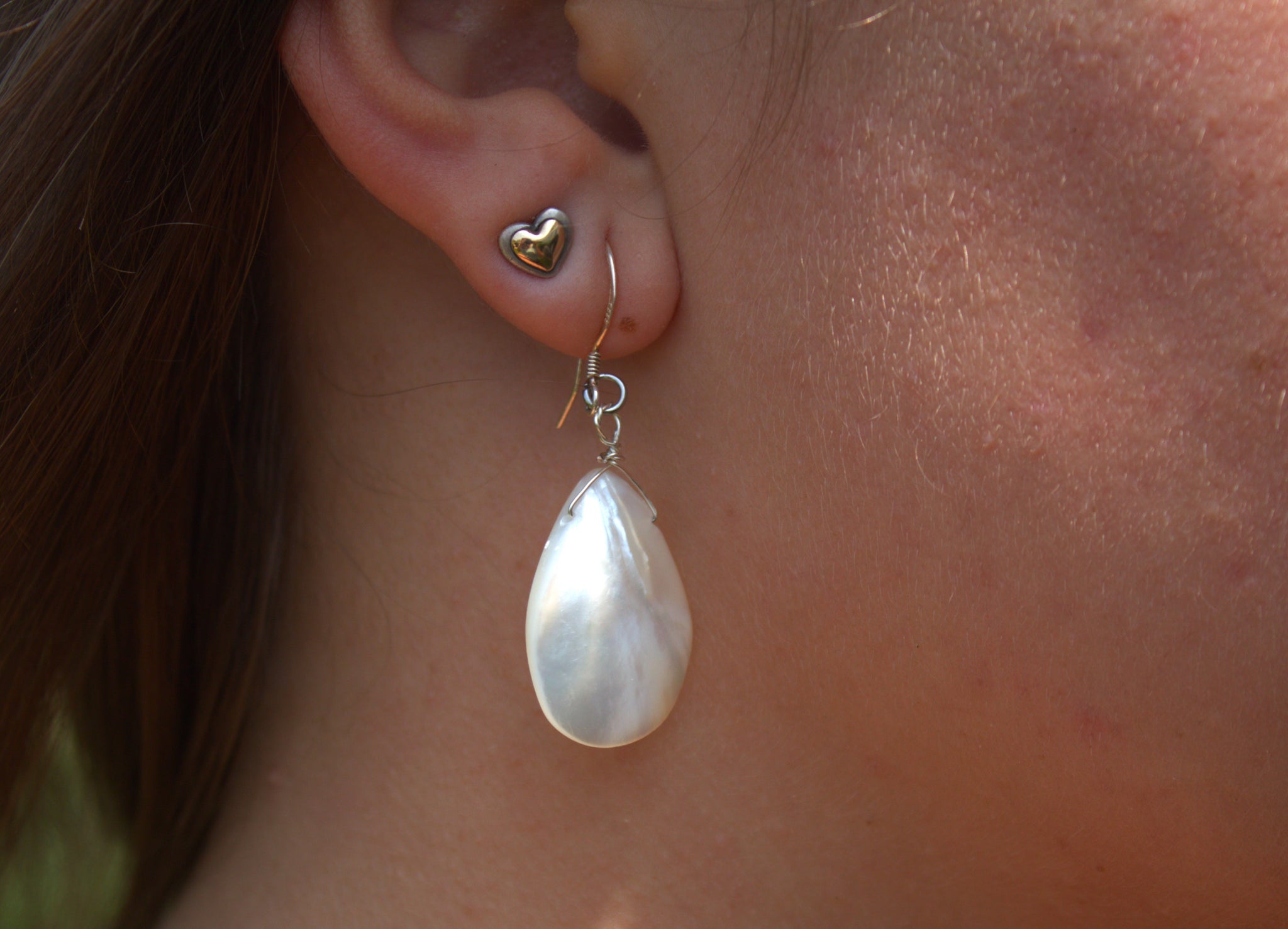 Earrings with shell and sterling silver