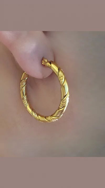 Hoop earrings waterproof