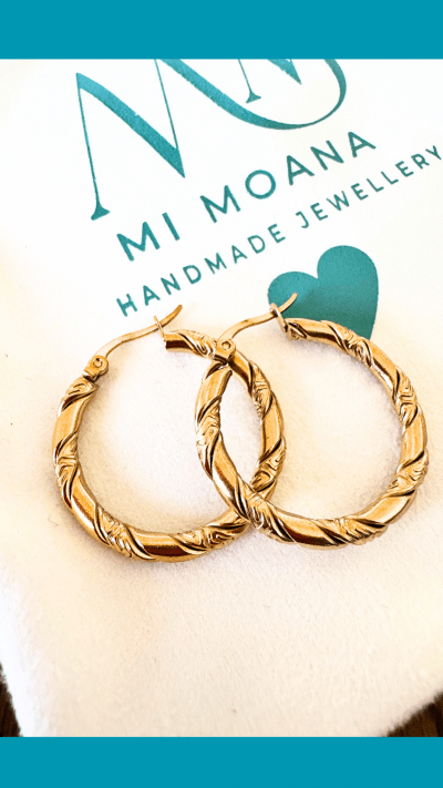 Hoop earrings waterproof